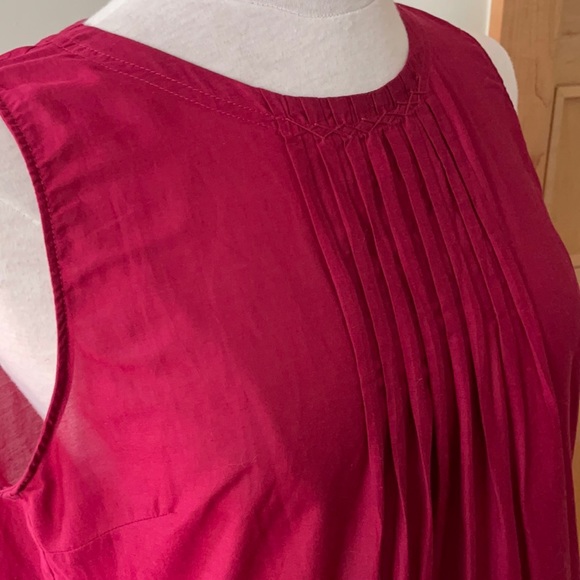 Gap Crimson Pink Sleeveless Top, Size M - Picture 5 of 15